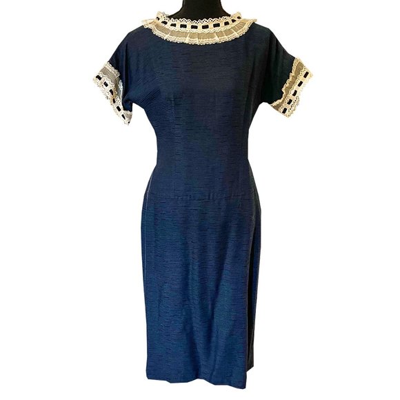 Vintage Dresses & Skirts - Cocktail wiggle dress with white eyelet lace frill trim